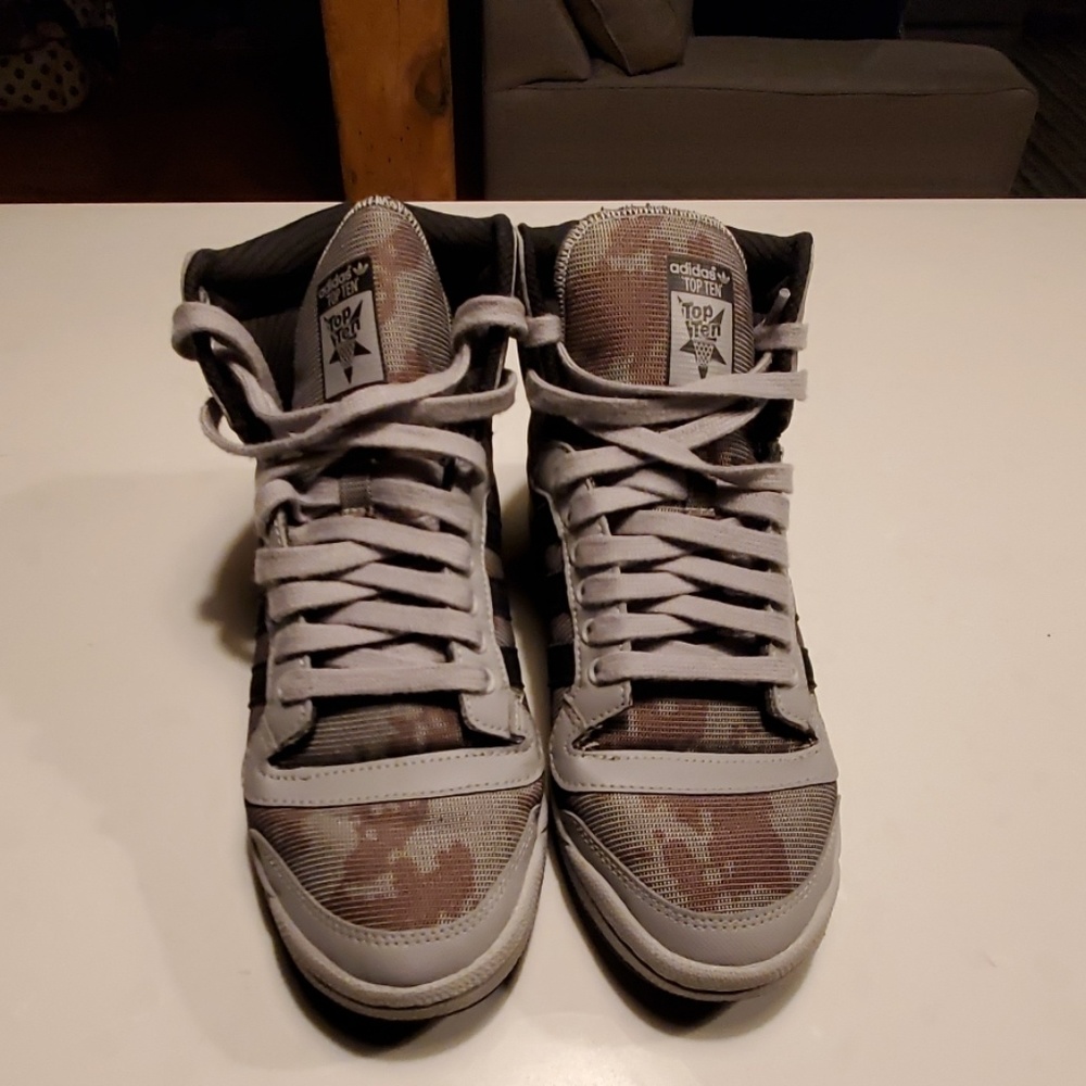 Brand New Adidas Top Ten High Tops